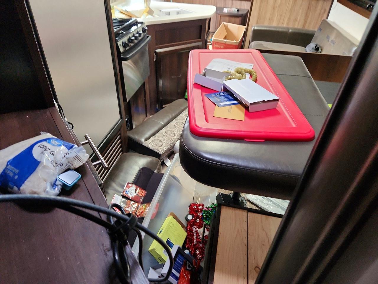 2018 JAYCO All models VIN 1UJBJ0BR0J14L0107 photo 5