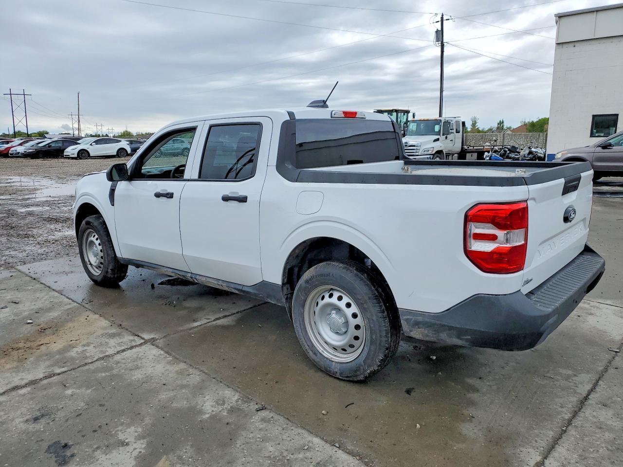 2025 Ford Maverick VIN 3FTTW8BA5SRB78280 photo 2