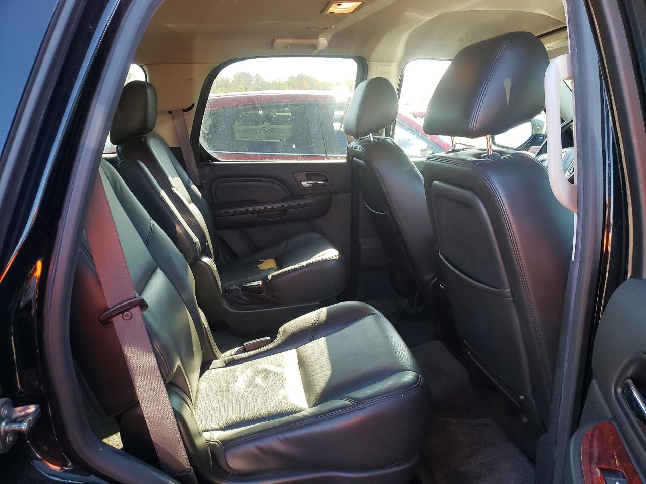 2014 Cadillac Escalade VIN 1GYS4AEF4ER104990 photo 11