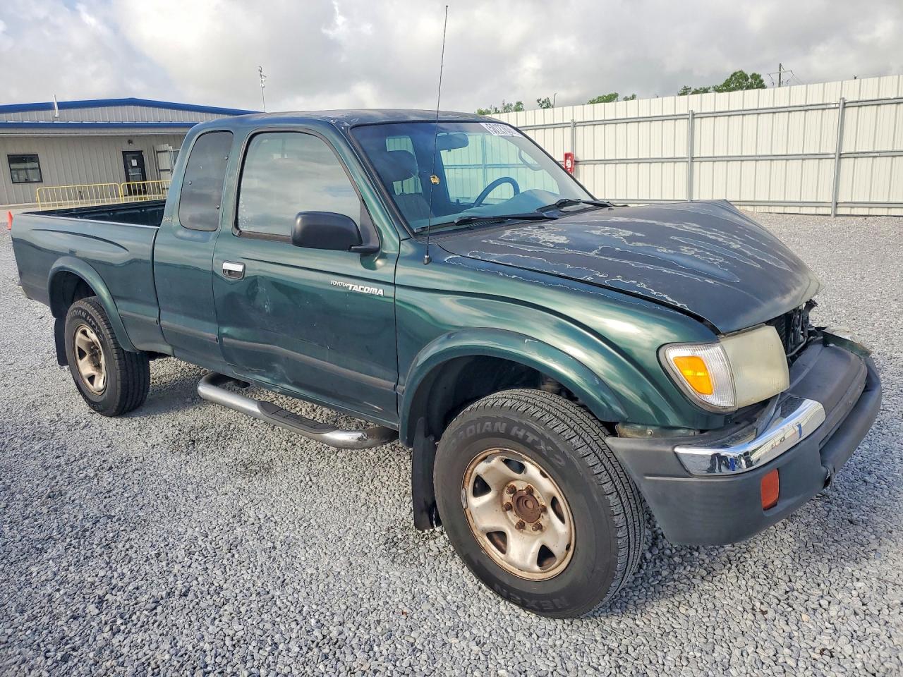 1999 Toyota Tacoma VIN 4TASM92N9XZ562829 photo 4