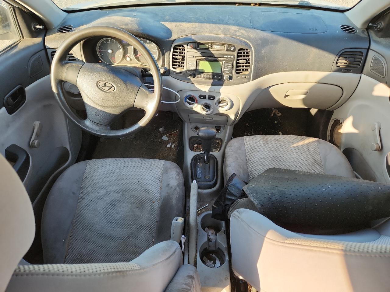 2010 HYUNDAI Accent VIN KMHCN4AC8AU465338 photo 8