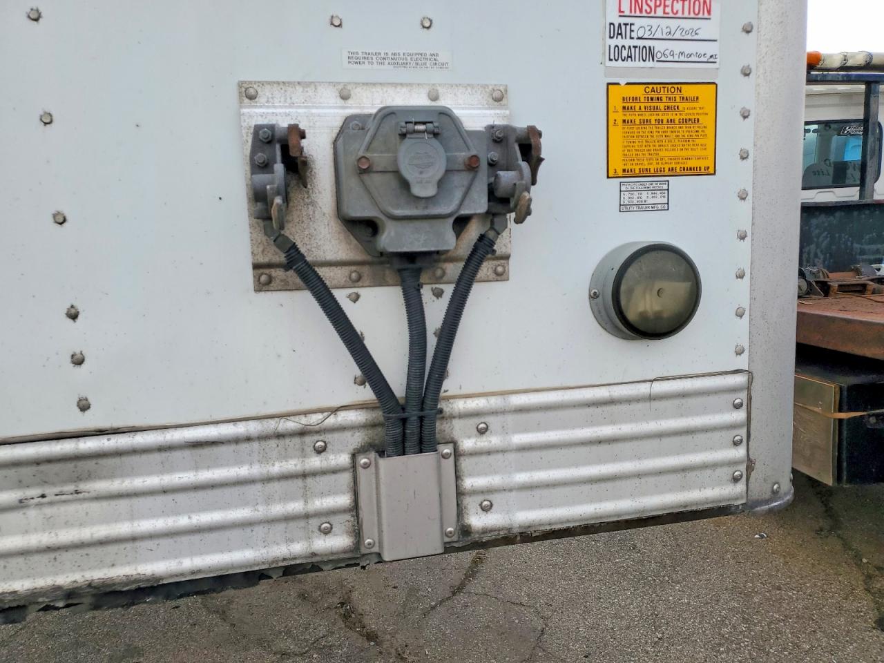 2012 UTILITY All models VIN 1UYVS2531CG235924 photo 8