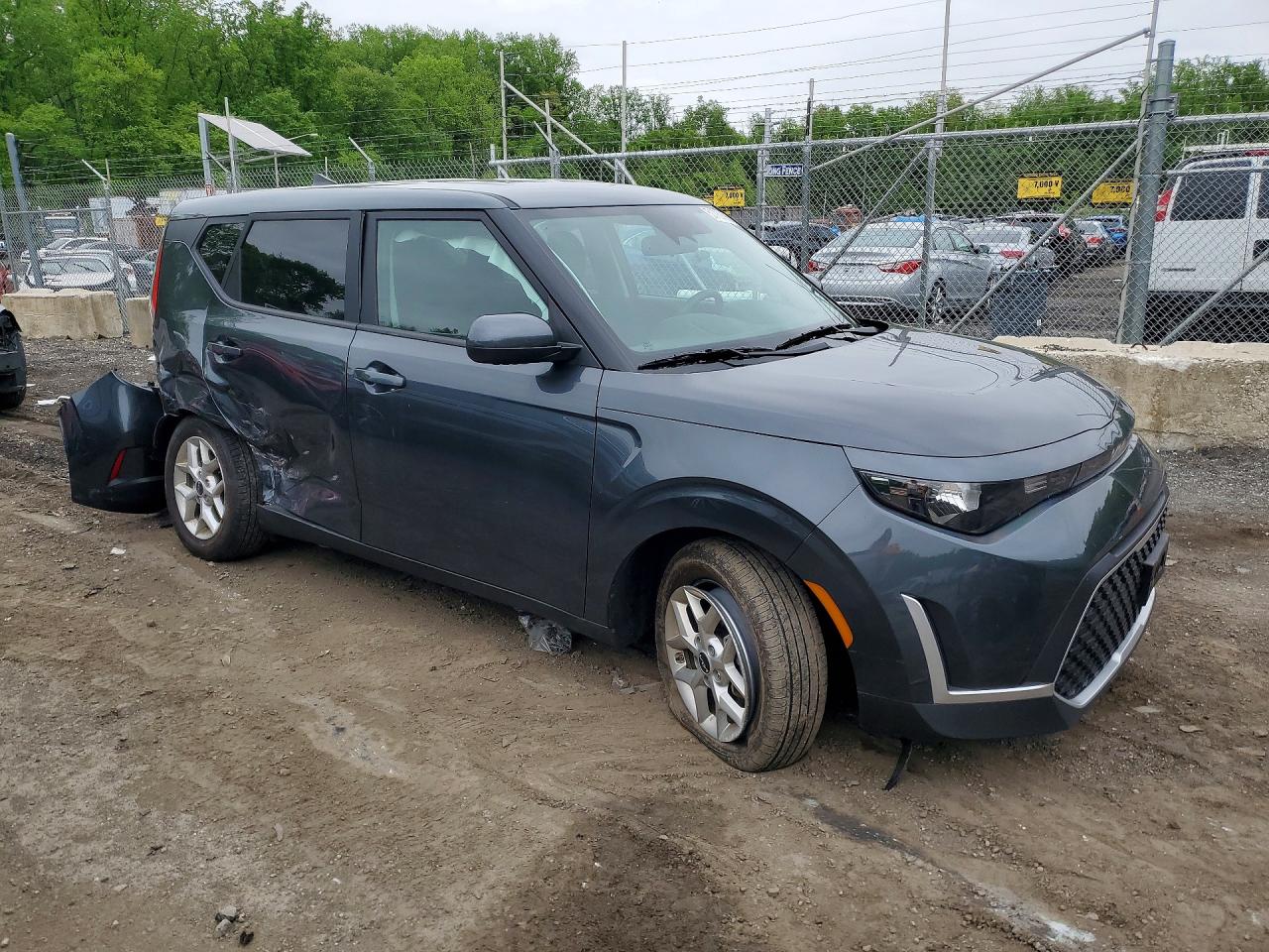 2025 KIA Soul VIN KNDJ23AU2S7255678 photo 4