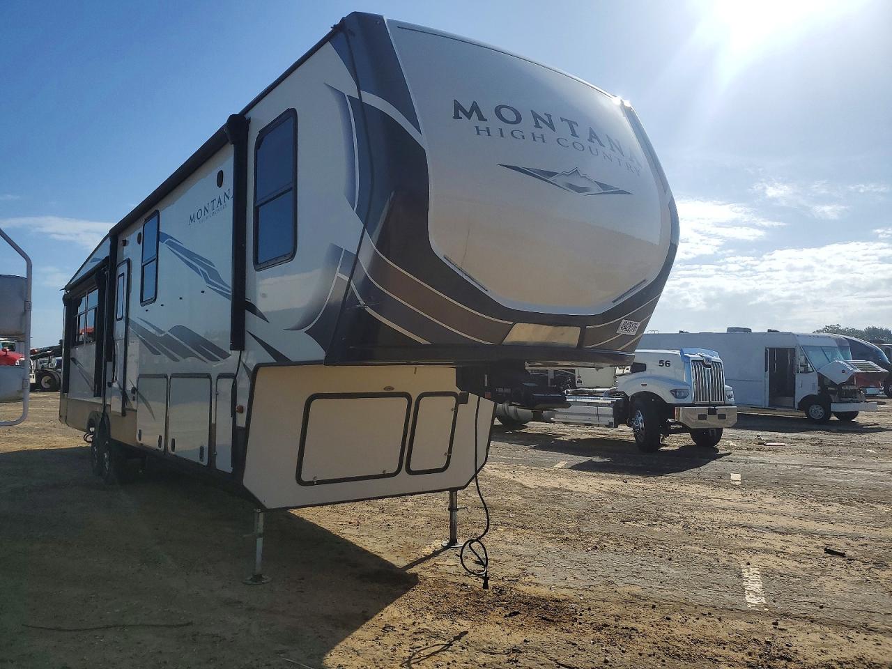 2020 KEYSTONE Montana fi VIN 4YDF38529MA742792 photo 1
