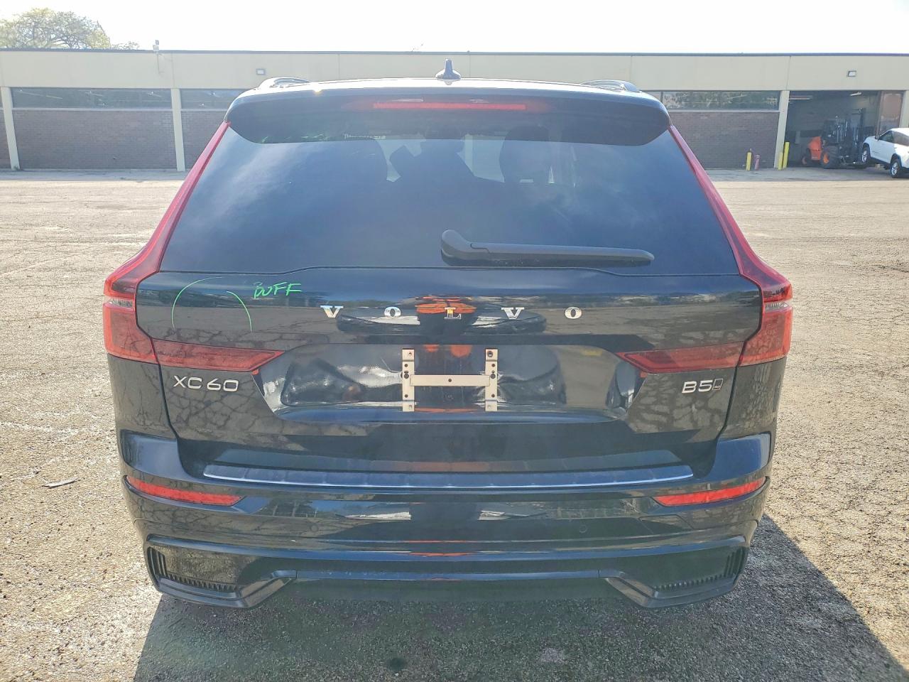 2026 Volvo Xc60 VIN YV4M12RM8T1414428 photo 6
