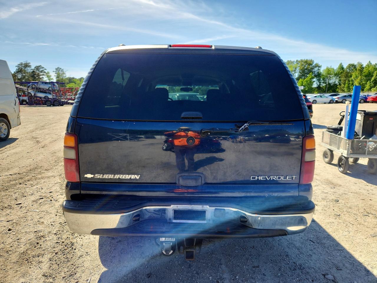 2005 CHEVROLET Suburban VIN 3GNEC16Z35G251890 photo 6