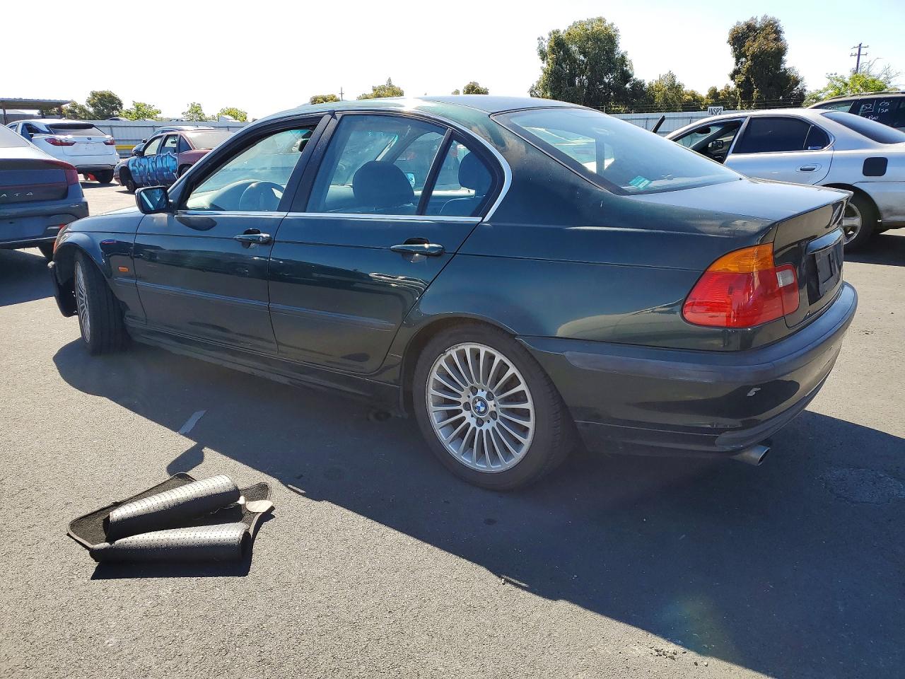 2001 BMW 3 series VIN WBAAV53461FJ71431 photo 2