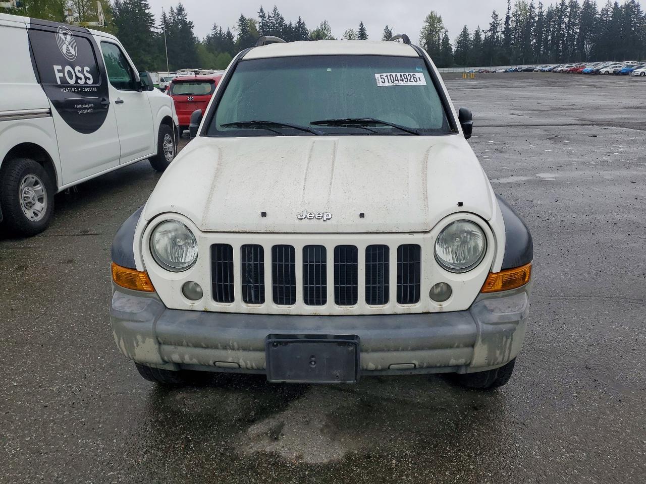 2005 Jeep Liberty VIN 1J4GL48K25W522811 photo 5