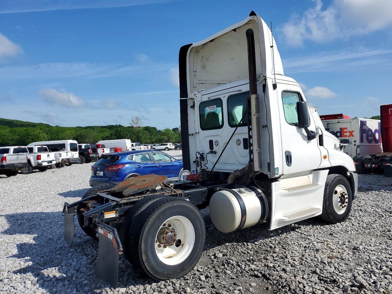 2014 FREIGHTLINER All models VIN 1FUBGEDV4ELFW8390 photo 4