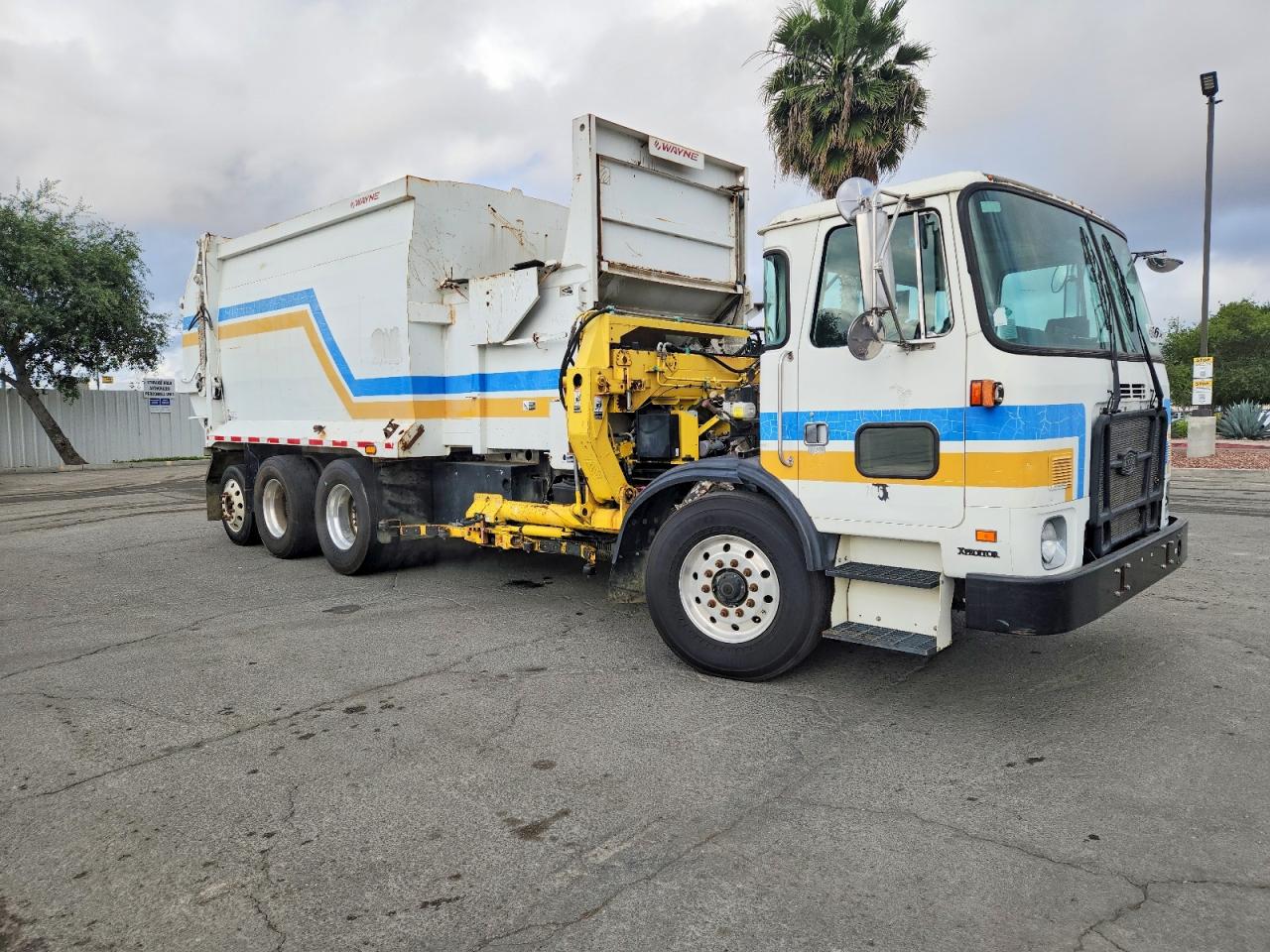 2013 AUTOCAR All models VIN 5VCACRLE2DH215025 photo 1