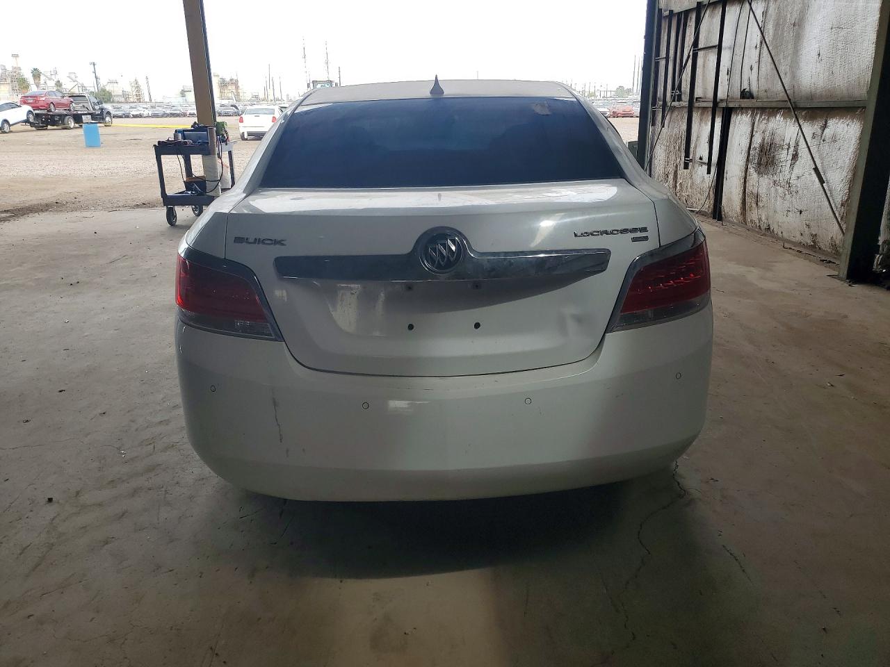 2010 Buick Lacrosse VIN 1G4GC5EG1AF200324 photo 6