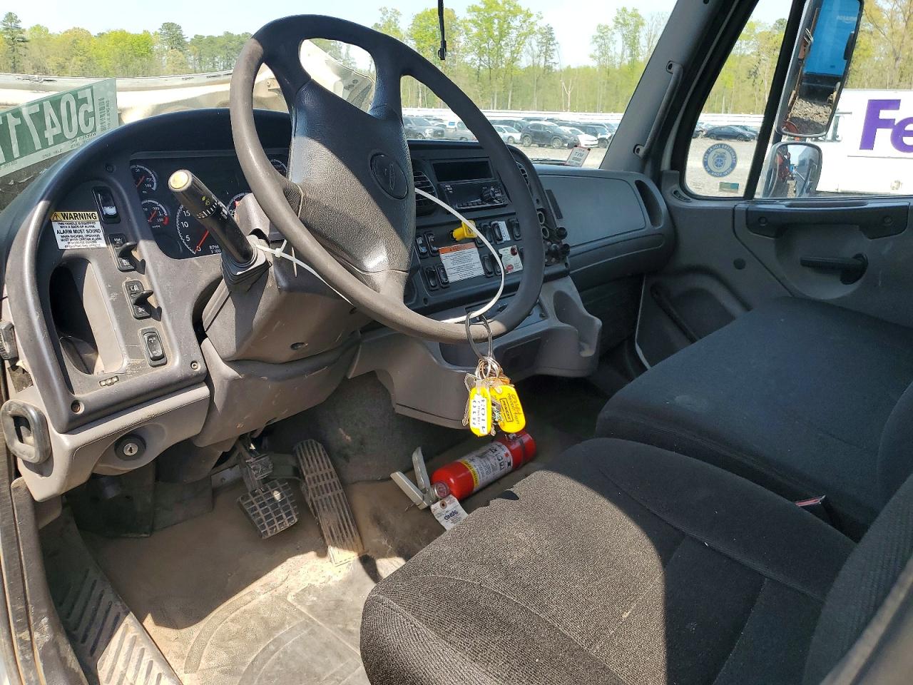 2015 FREIGHTLINER All other VIN 1FVHCYCY2FHGT0744 photo 8