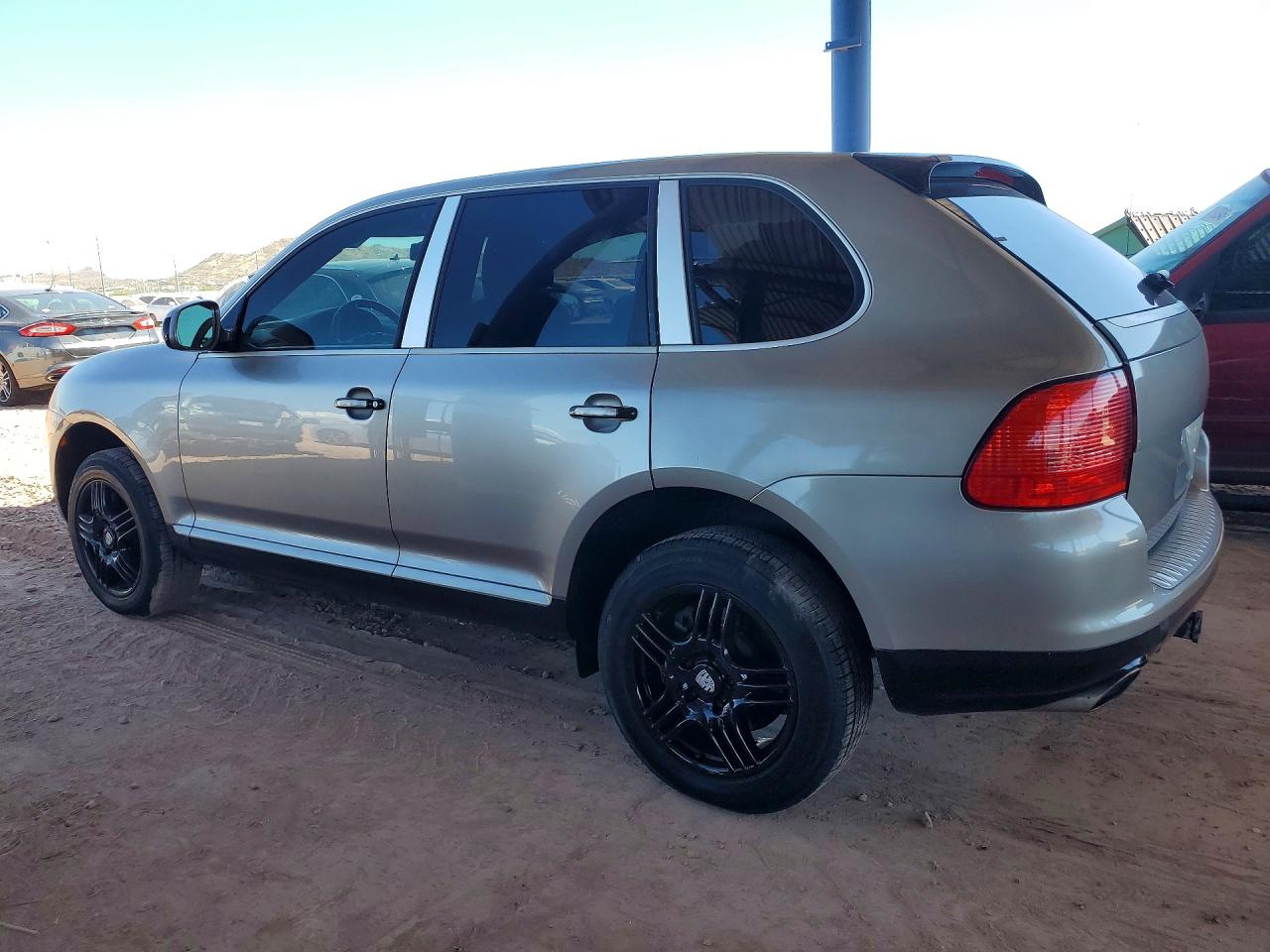2004 PORSCHE Cayenne VIN WP1AA29P24LA21092 photo 2