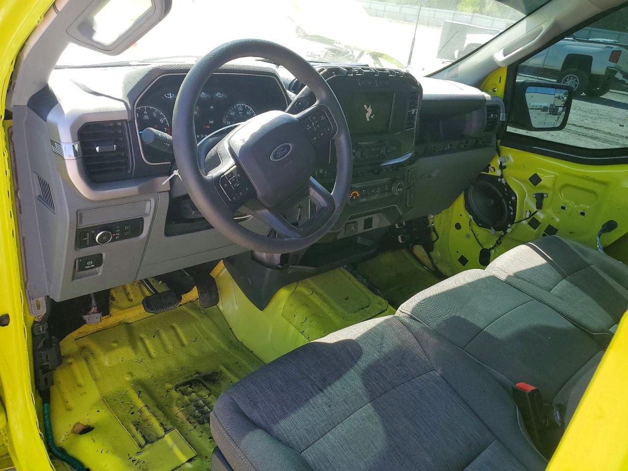 2022 Ford F150 VIN 1FTMF1CB6NKE01499 photo 8