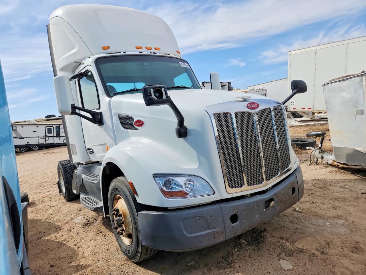 2017 PETERBILT All other VIN 1XPBA48X1HD428631 photo 1