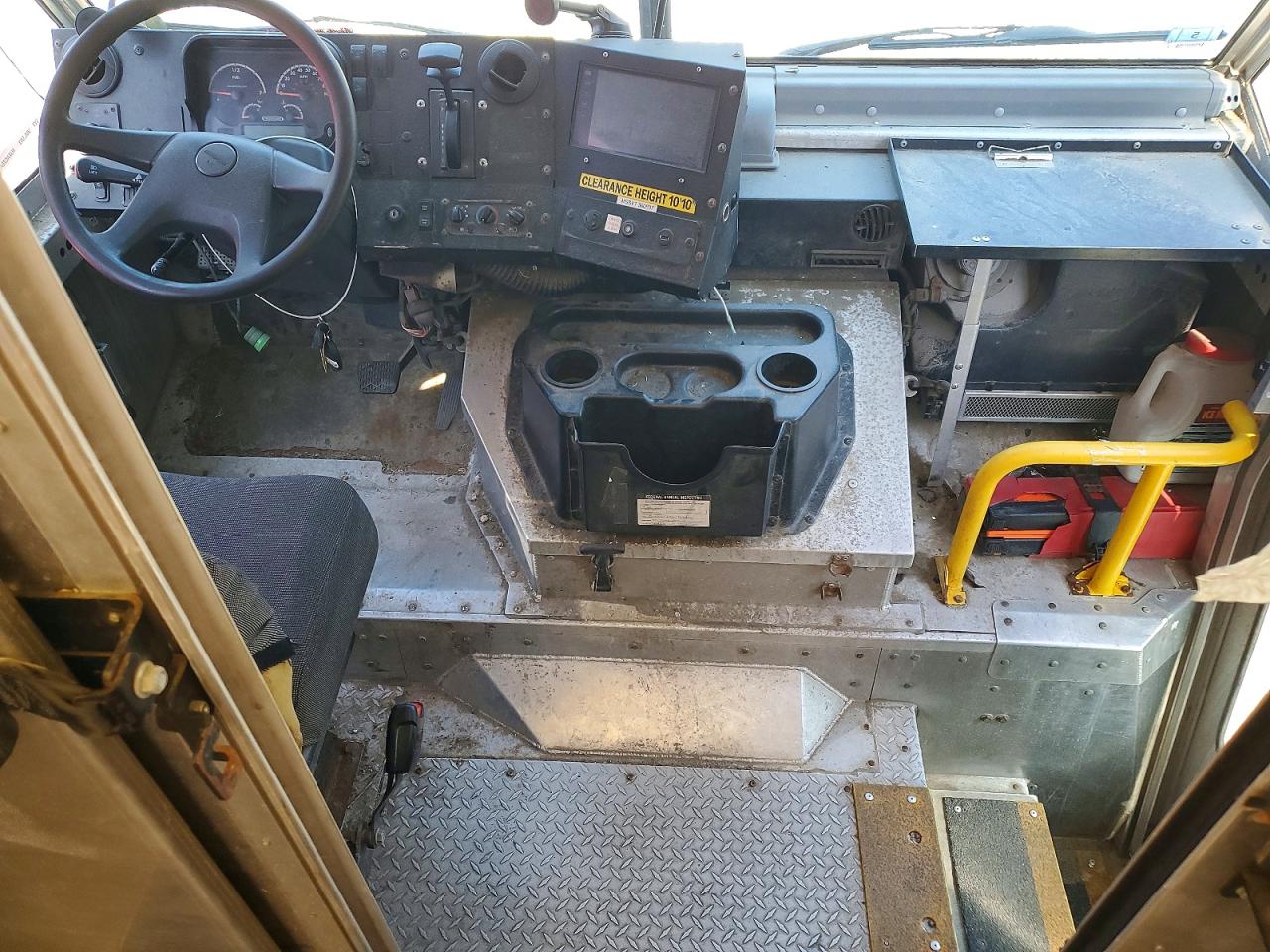 2021 FREIGHTLINER All other VIN 4UZAC2EA5MCMN0011 photo 8