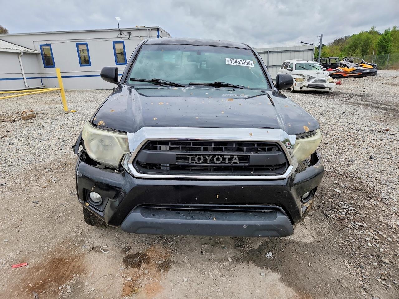 2013 Toyota Tacoma VIN 3TMLU4EN7DM108647 photo 5