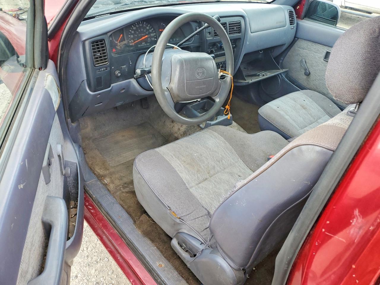 1998 TOYOTA Tacoma VIN 4TAVL52N2WZ031415 photo 8