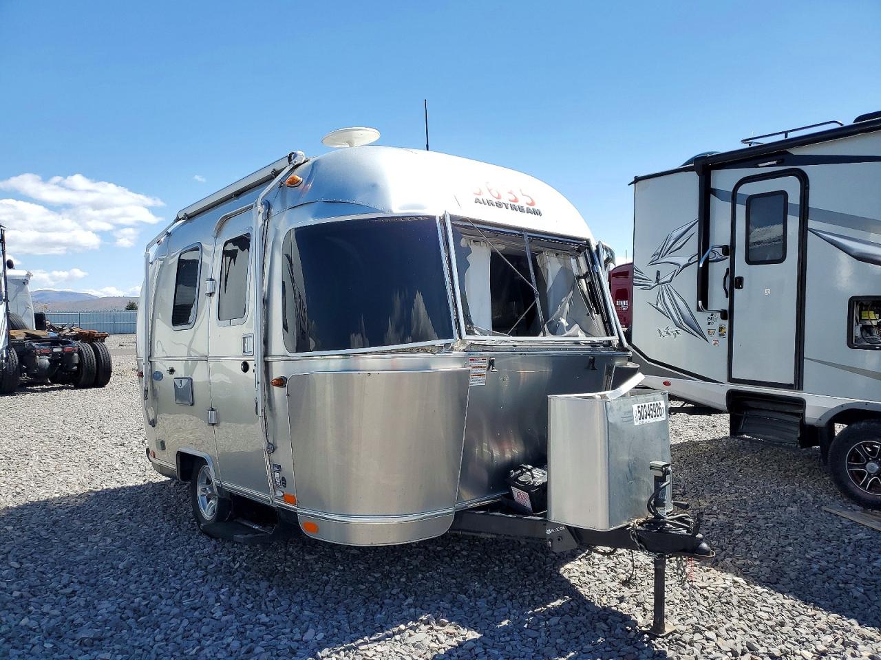 2018 AIRSTREAM Trailer VIN 1STHRAC19JJ540513 photo 1