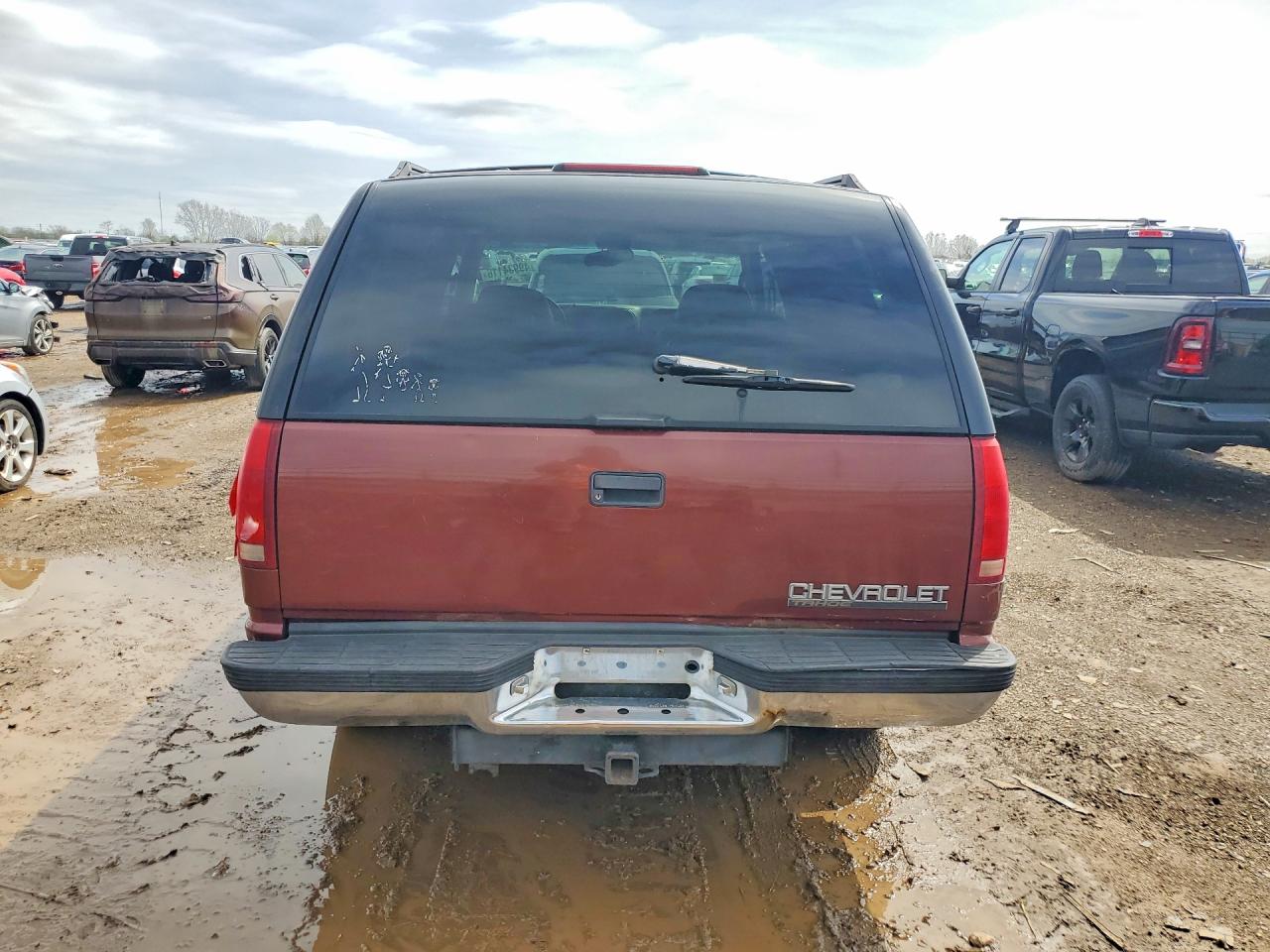 1999 Chevrolet Tahoe VIN 1GNEK13R9XJ341702 photo 6