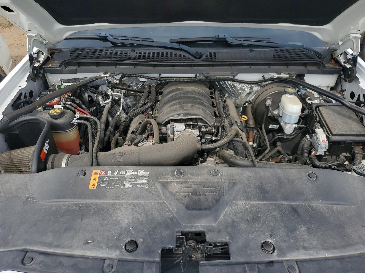 2018 Chev Silverado VIN 1GCVKREC6JZ333081 photo 11