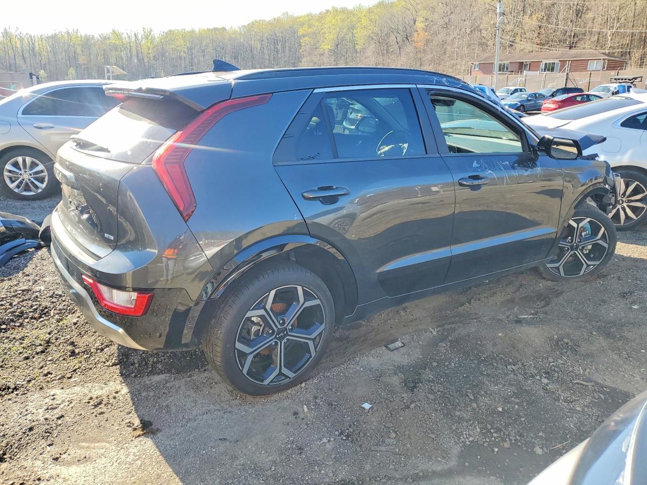 2025 Kia Niro VIN KNDCR3LE1S5260473 photo 3