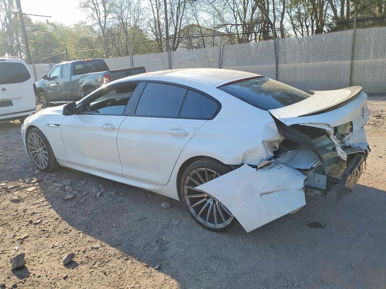 2015 BMW 6 series VIN WBA6B8C50FD453138 photo 2