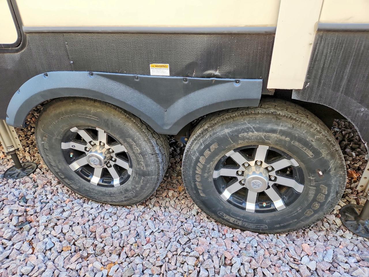 2019 KEYSTONE Alpine 370 VIN 4YDF3702XKE780362 photo 8