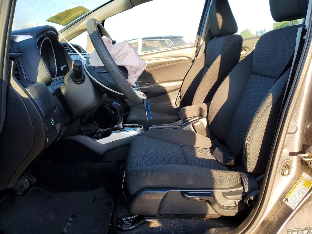 2019 Honda Fit VIN 3HGGK5H44KM721887 photo 7