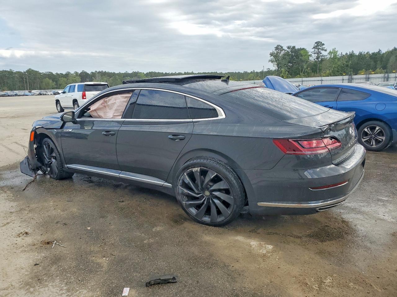 2020 Volkswagen Arteon VIN WVWHR7AN8LE014165 photo 2