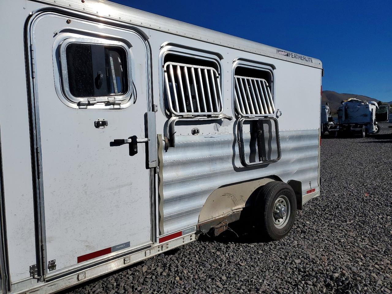 2015 FEATHERLITE Utility VIN 4FGB11820FC135269 photo 9
