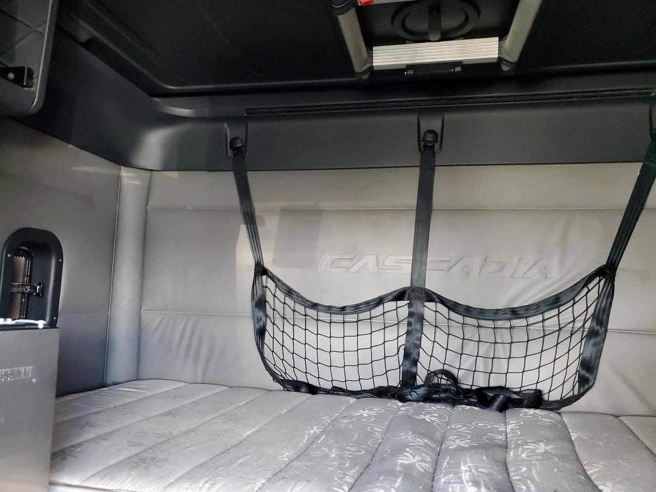 2019 FREIGHTLINER All other VIN 3AKJHHDR5KSKE1423 photo 6