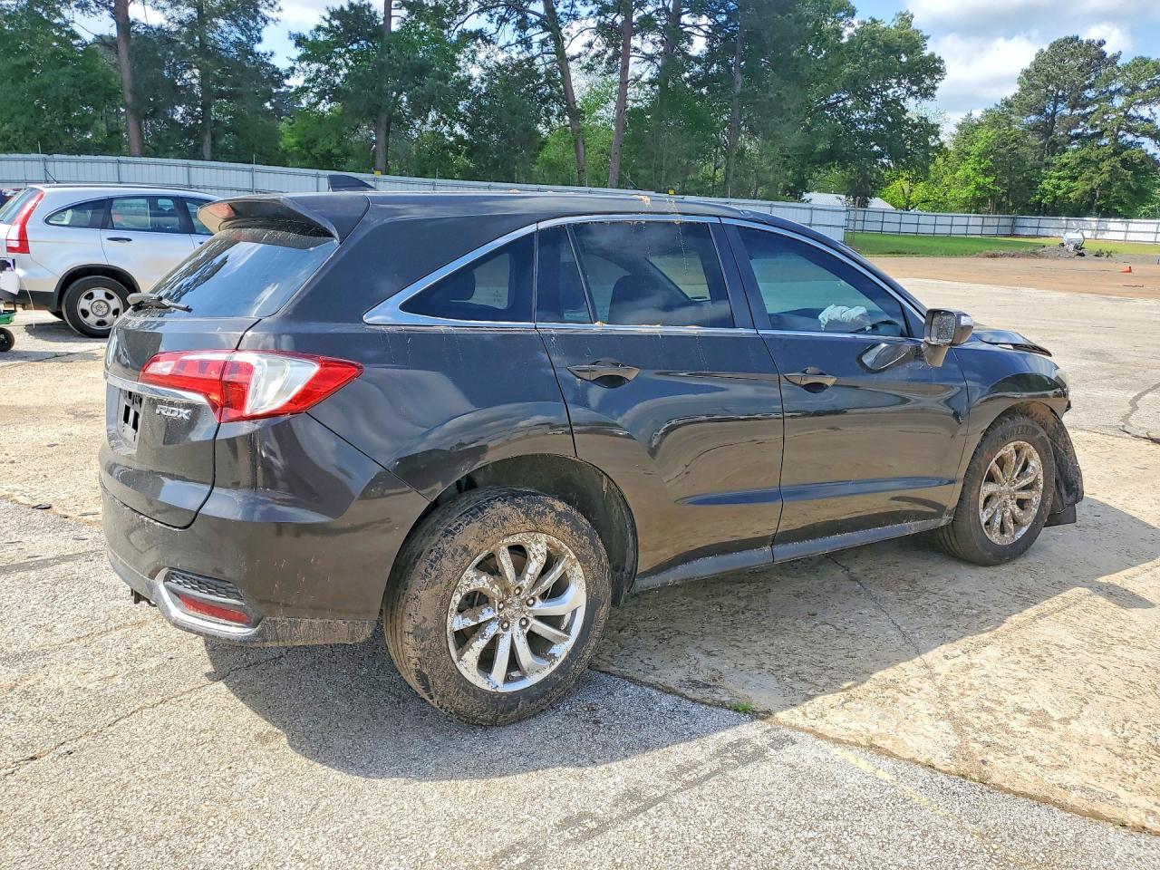 2018 Acura Rdx VIN 5J8TB3H38JL005116 photo 3