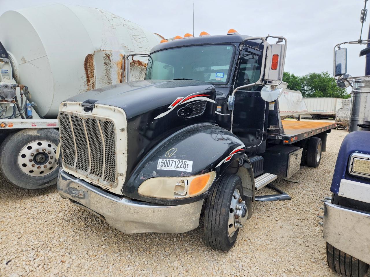 2016 PETERBILT All other VIN 2NPYHM5X2GM345156 photo 1