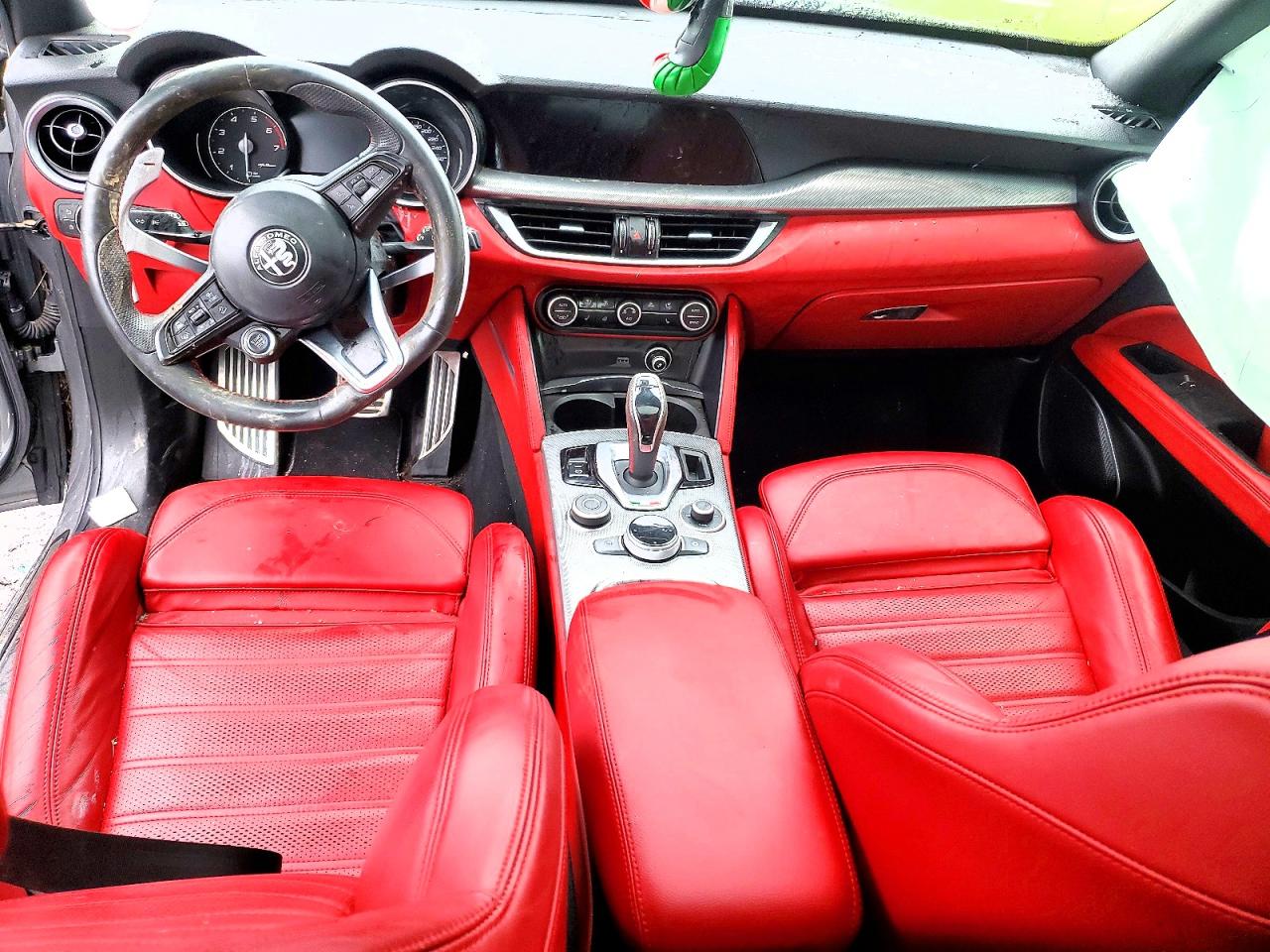 2021 Alfa Stelvio VIN ZASPAKBN0M7D18043 photo 8