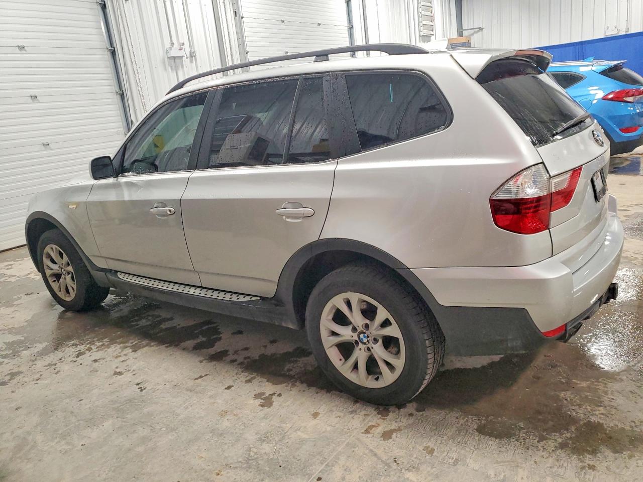 2009 BMW X3 VIN WBXPC93409WJ25229 photo 2