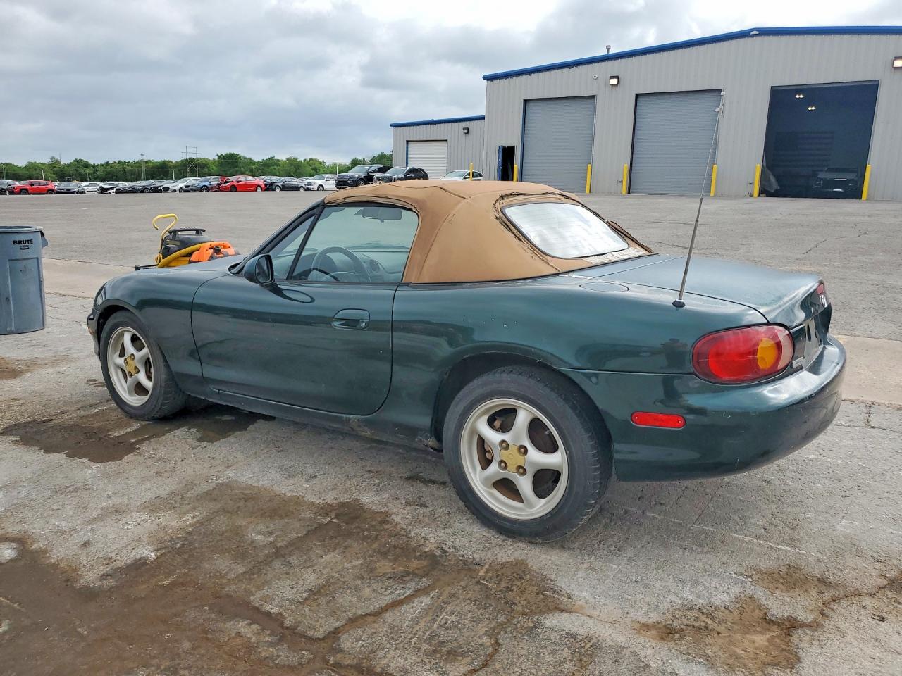 1999 Mazda Mx5 VIN JM1NB3530X0103837 photo 2