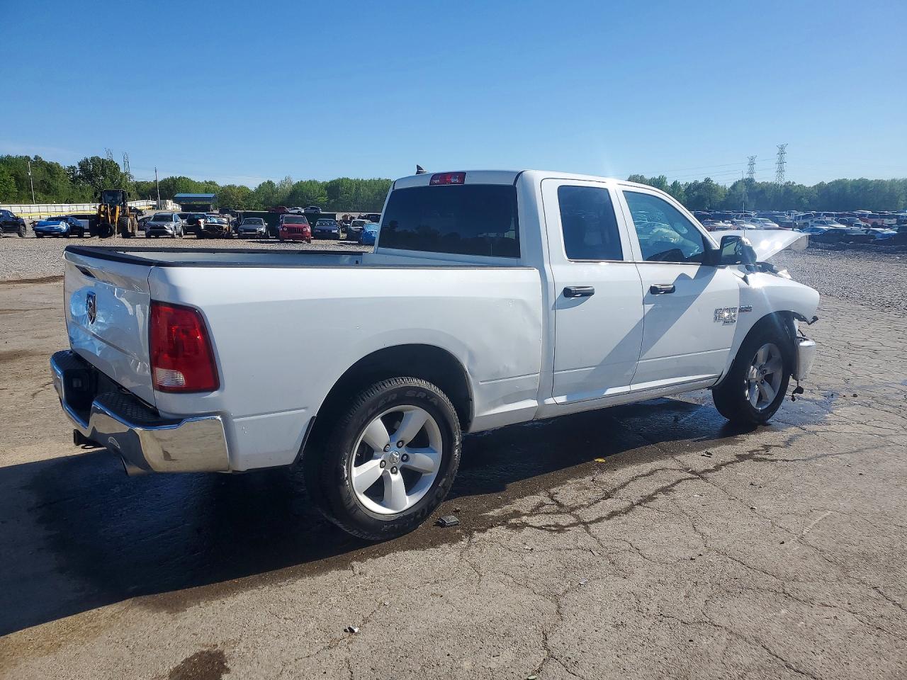 2024 Ram 1500 VIN 1C6RR6FT0RS183619 photo 3
