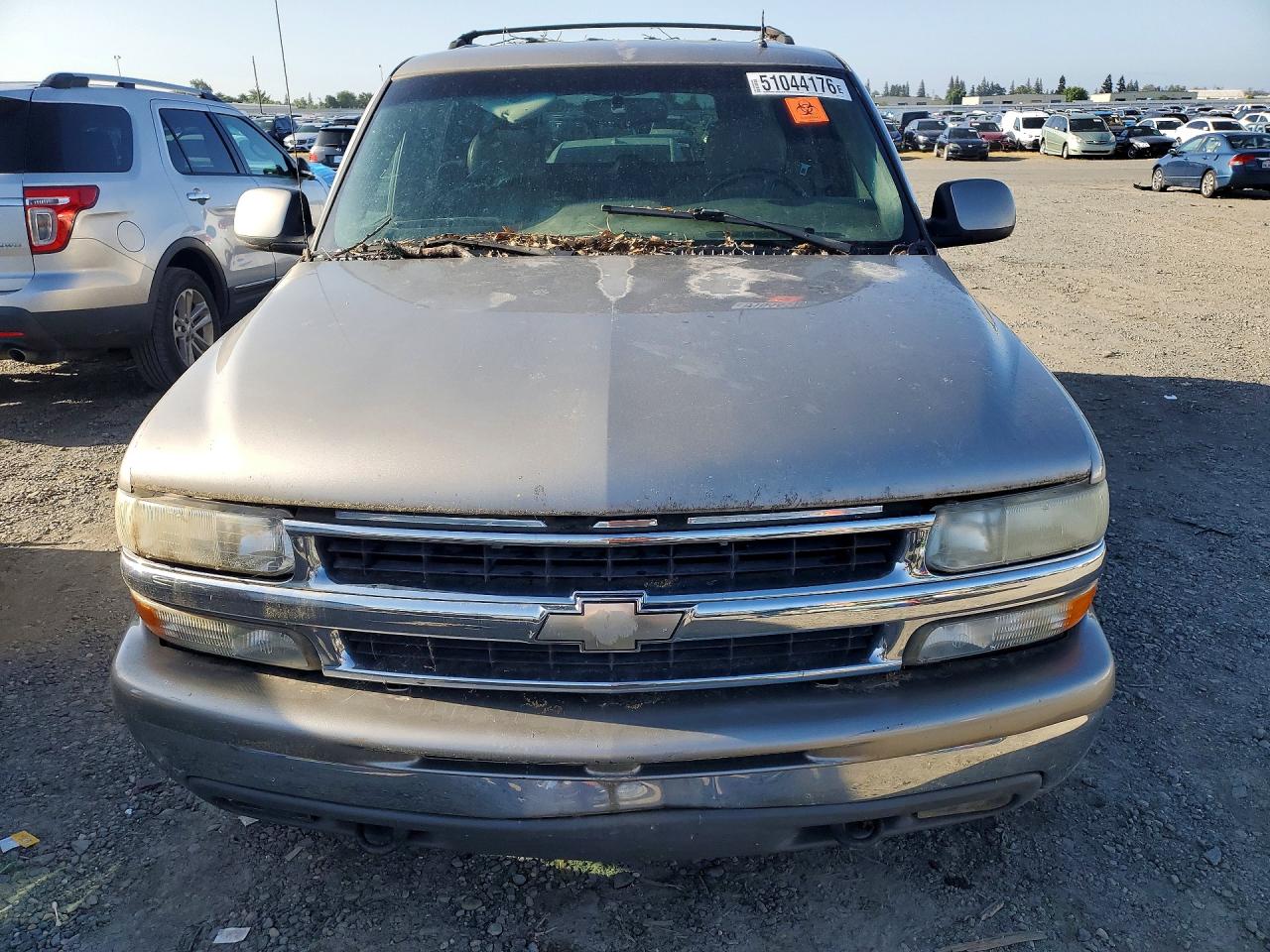 2002 Chevrolet Suburban VIN 1GNFK16T12J211370 photo 5