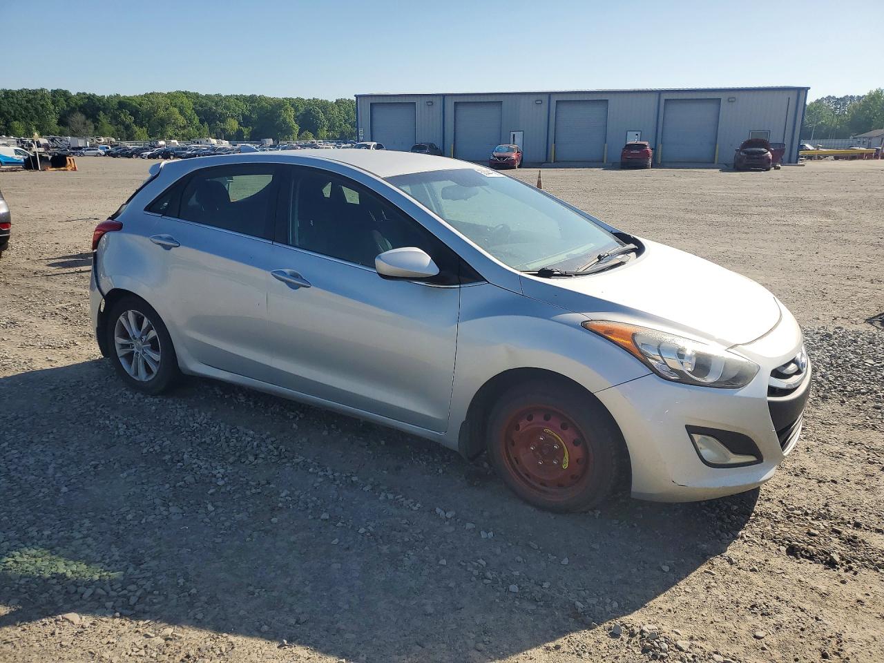 2013 Hyundai Elantra VIN KMHD35LE7DU124127 photo 4