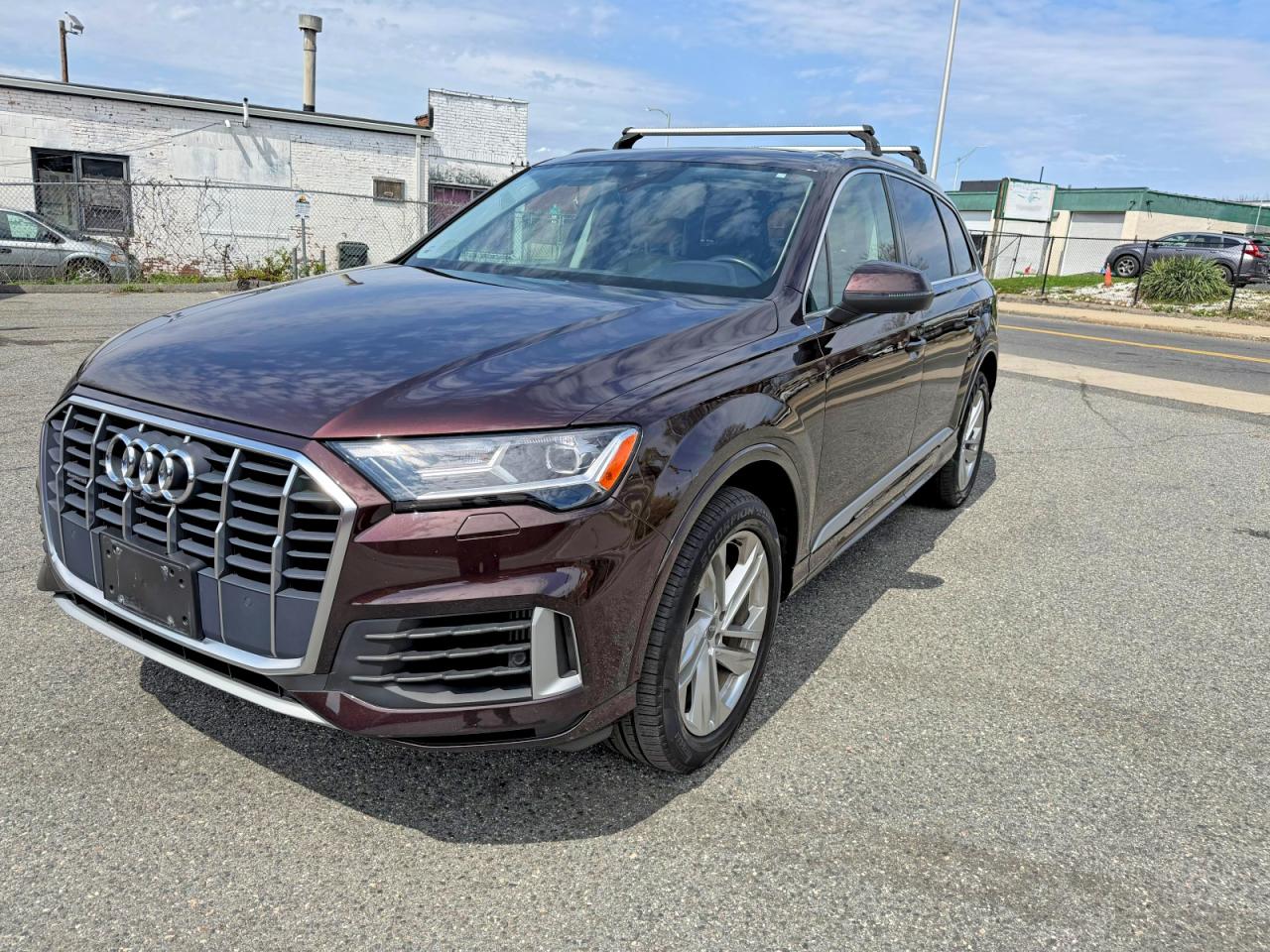 2020 Audi Q7 VIN WA1LXAF70LD001045 photo 1