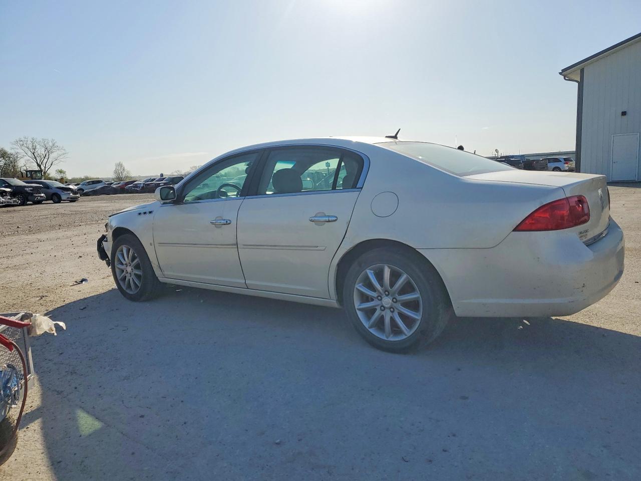 2008 Buick Lucerne VIN 1G4HD57298U180543 photo 2