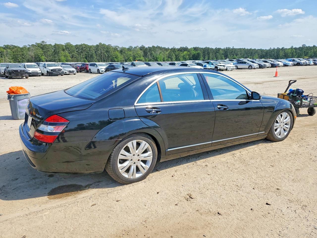 2009 Mercedes-Benz S class VIN WDDNG86X99A240892 photo 3