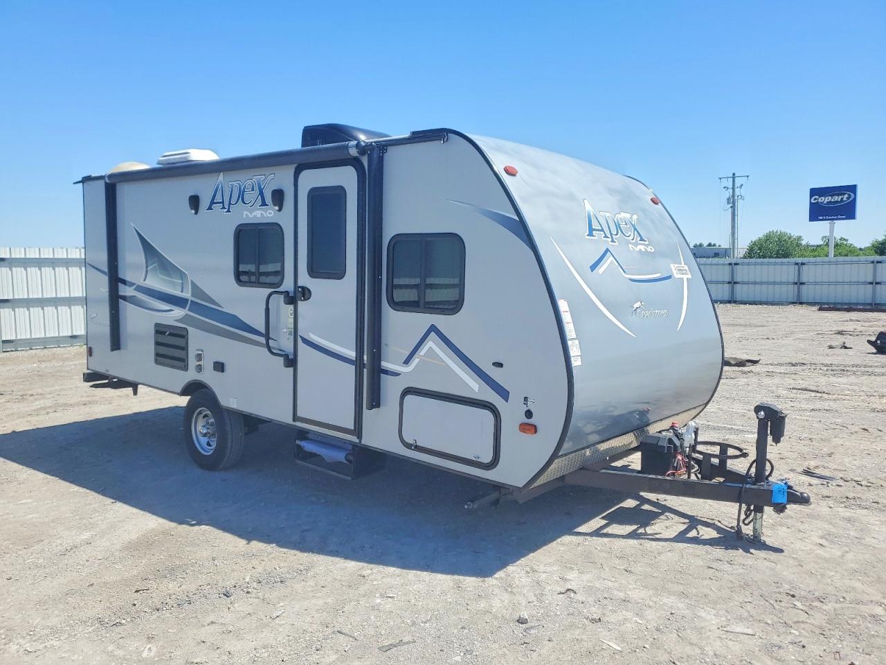 2018 FOREST Coachmen a VIN 5ZT2CXHC5JL003174 photo 1