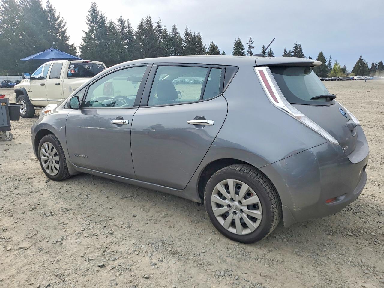 2016 NISSAN Leaf VIN 1N4AZ0CP4GC304546 photo 2