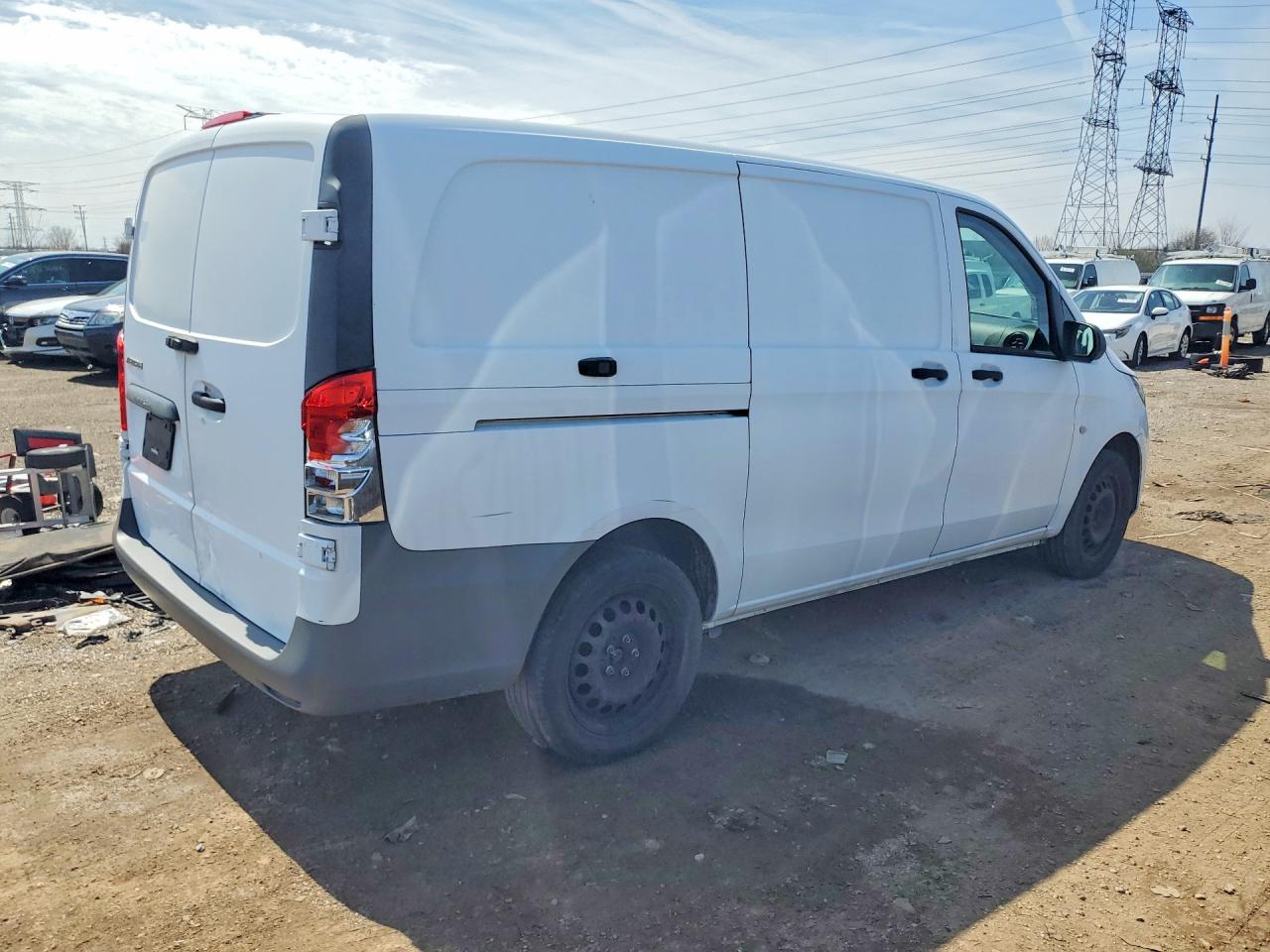 2018 Mercedes Metris VIN WD3PG2EA5J3481395 photo 3