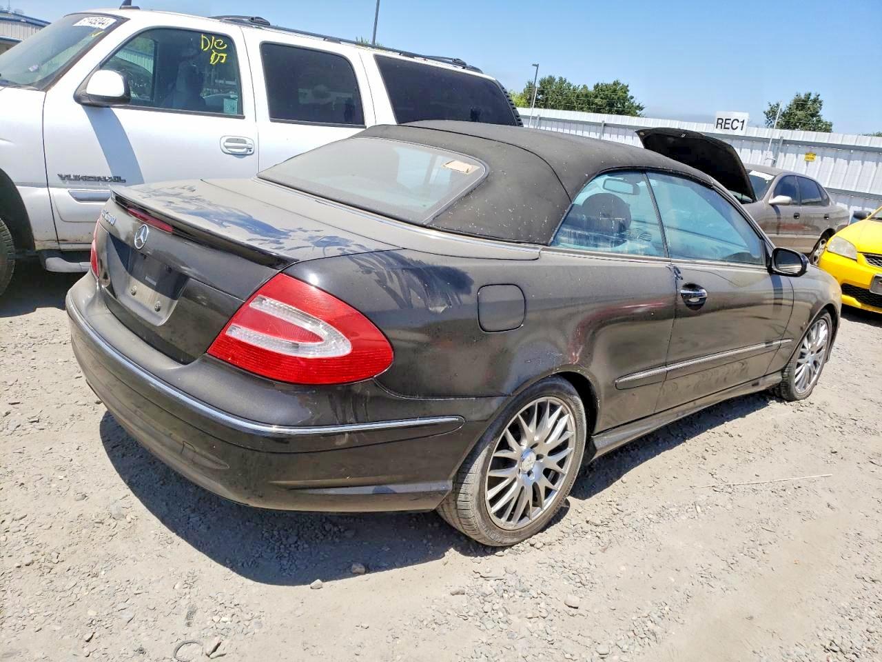 2005 MERCEDES-BENZ Clk-class VIN WDBTK75J55F156815 photo 3