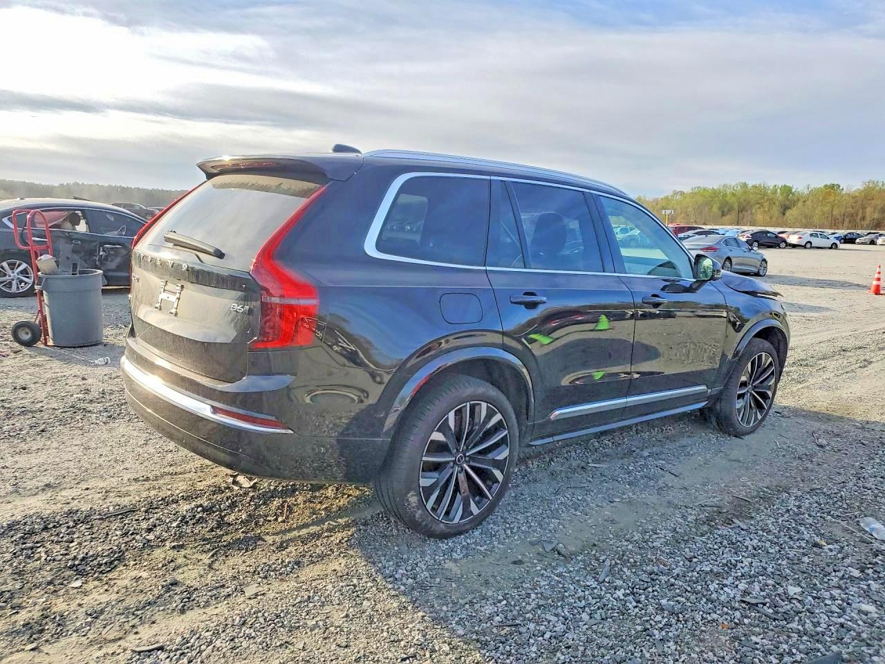 2025 Volvo Xc90 VIN YV4062PB1S1366853 photo 3