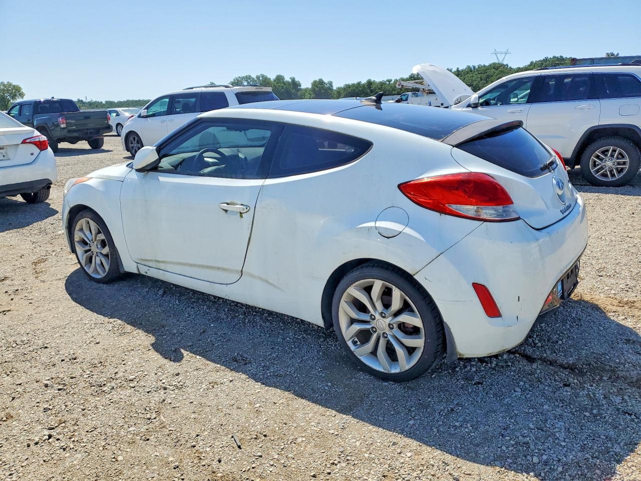 2012 Hyundai Veloster VIN KMHTC6AD9CU079332 photo 2
