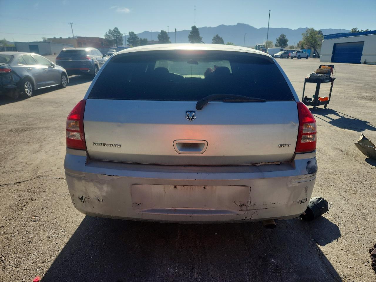 2008 DODGE Magnum VIN 2D4FV37VX8H242531 photo 6